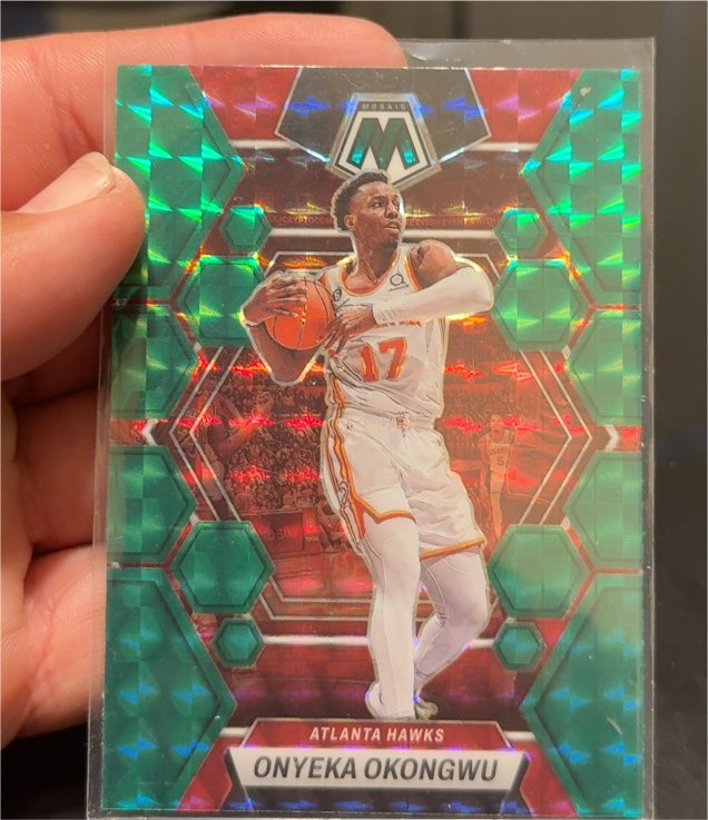 2023 Panini Mosaic #17 Onyeka Okongwu — front