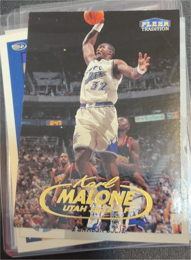1998-99 Fleer Tradition #32 Karl Malone — front
