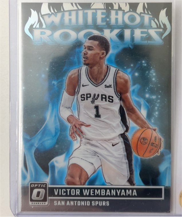 2023-24 Panini Donruss Optic #2 Victor Wembanyama White Hot Rookies — front