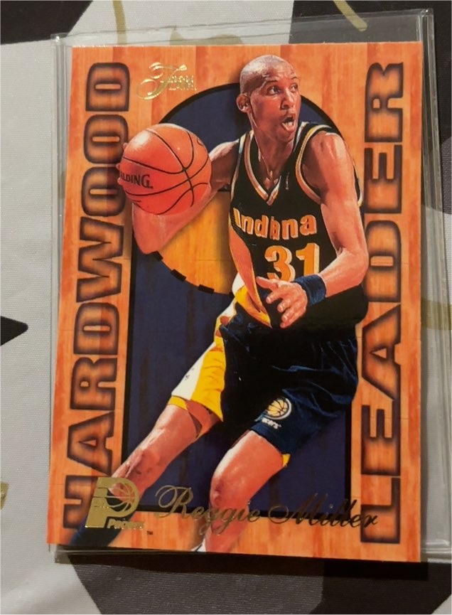 1995-96 Fleer Flair Hardwood Leader #11 Reggie Miller — front