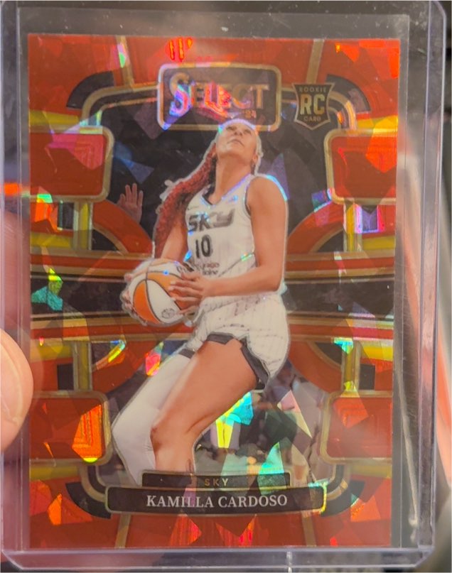 2024 Panini Select WNBA #33 Kamilla Cardoso Pink Ice Prizm RC — front