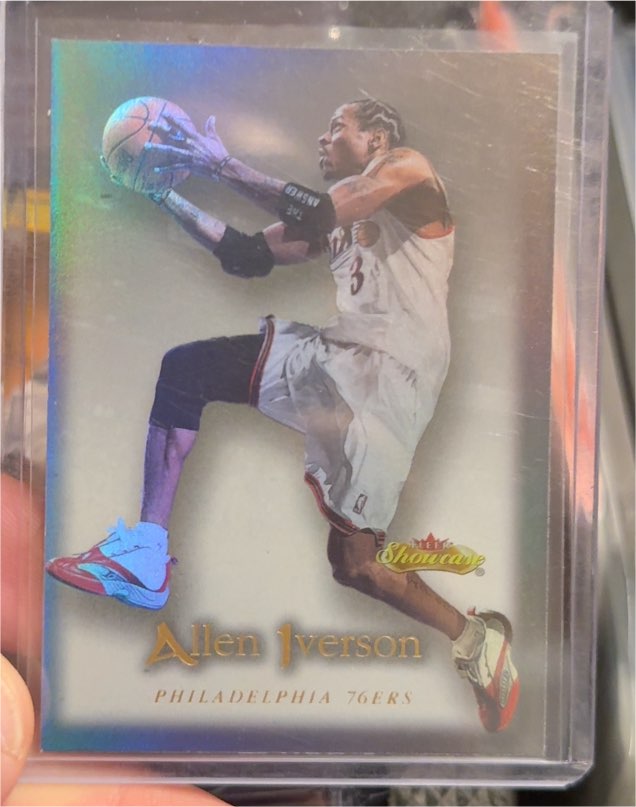 2000-01 Fleer Showcase #26 Allen Iverson — front