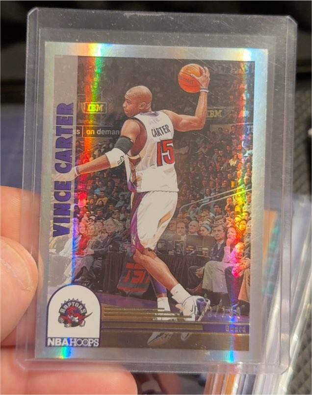 2022-23 Panini NBA Hoops Tribute #300 Vince Carter — front