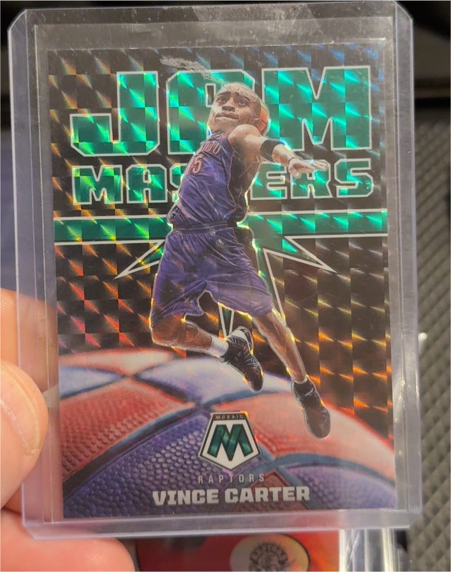 2021-22 Panini Mosaic #15 Vince Carter Jam Masters Green Mosaic — front