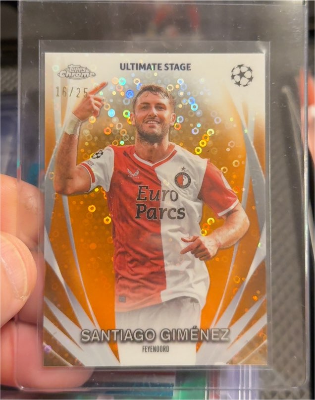 2023-24 Topps Chrome UEFA Club Competitions Ultimate Stage #USC-31 Santiago Giménez — front
