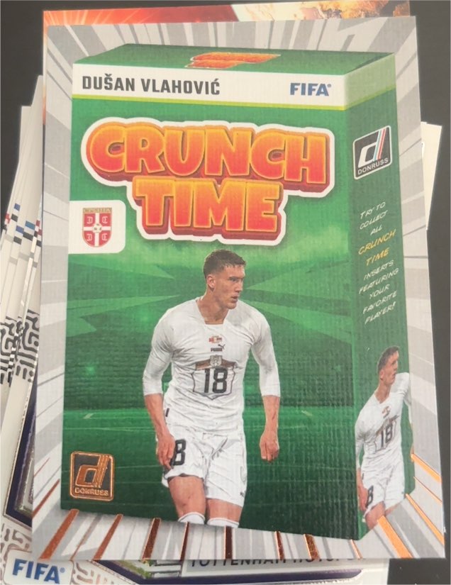 2023-24 Panini Donruss Soccer #4 Dušan Vlahović Crunch Time — front