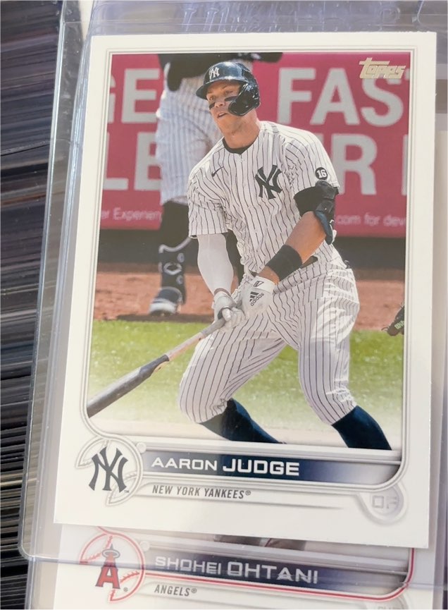 2022 Topps #99 Aaron Judge — front
