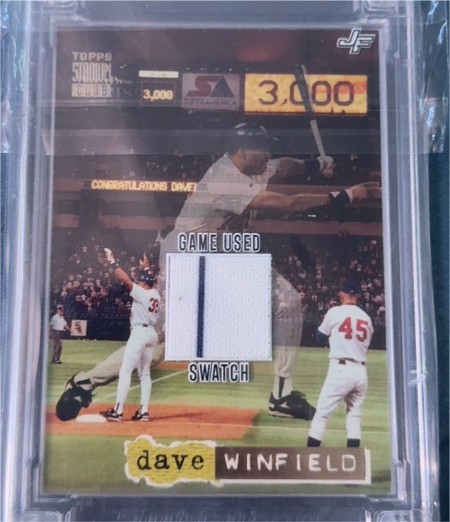 1994 Topps Stadium Club #2 Dave Winfield — front