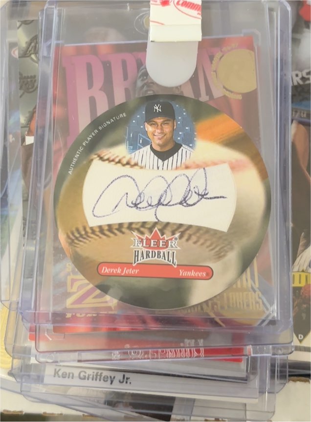 2003 Fleer Hardball #DJ Derek Jeter Autograph — front