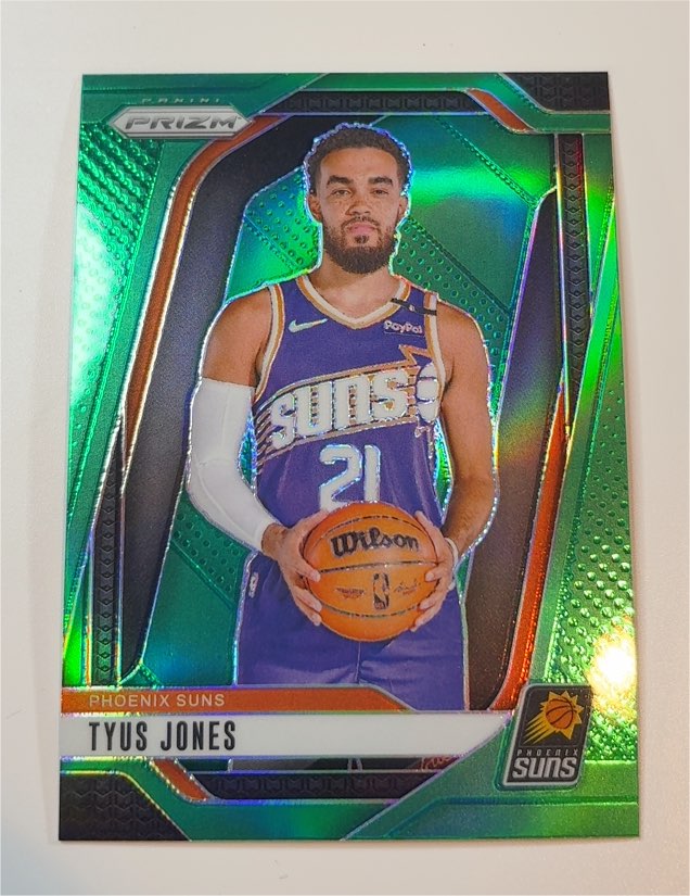 2024-25 Panini Prizm #207 Tyus Jones — front