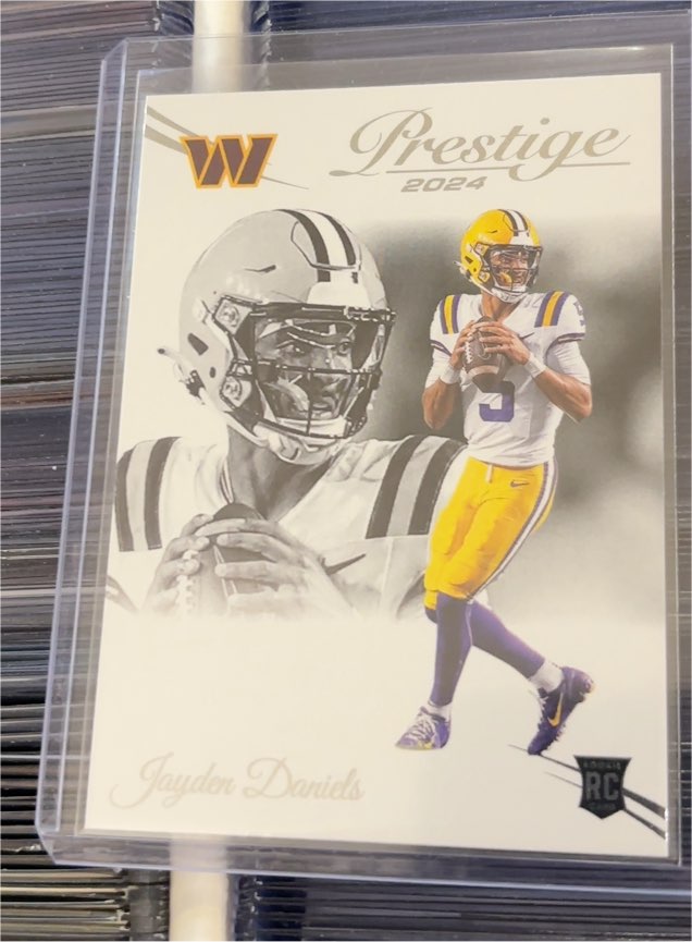 2024 Panini Prestige #302 Jayden Daniels — front