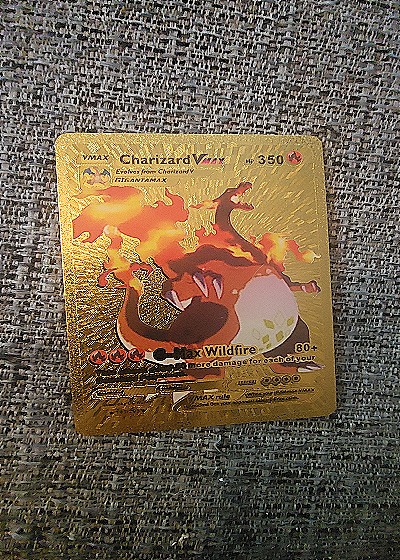 2020 Pokémon TCG #143 Charizard VMAX — front