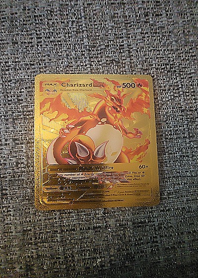 2020 Pokémon Charizard DX #52 — front