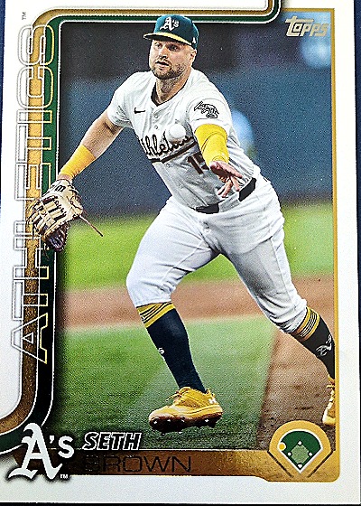 2025 Topps #8 Seth Brown — front
