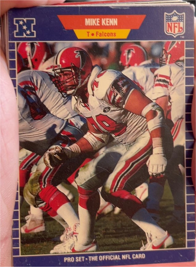 1989 Pro Set #11 Mike Kenn — front