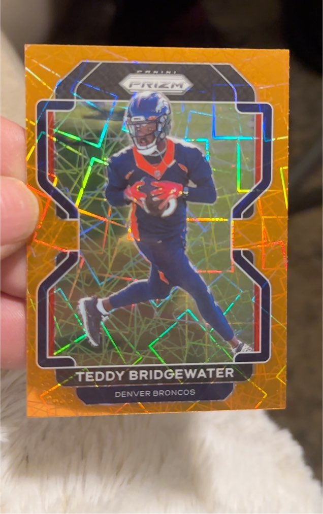 2021 Panini Prizm #201 Teddy Bridgewater Orange Lazer Prizm — front