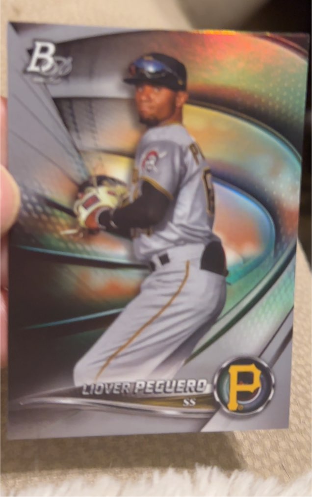 2022 Bowman Platinum Top Prospects #TOP-3 Liover Peguero — front