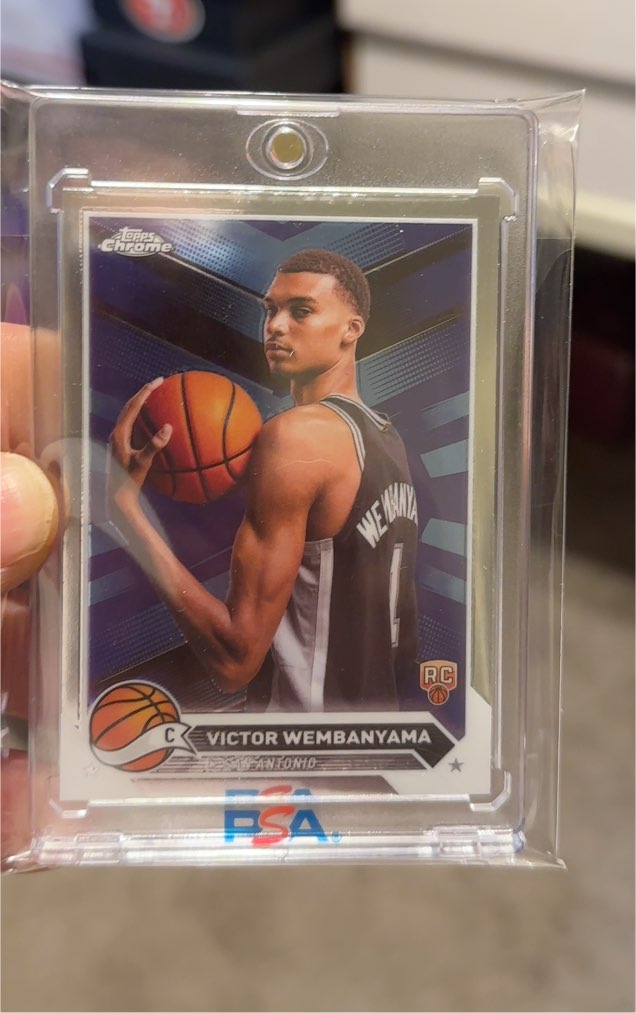 2023-24 Topps Chrome #1 Victor Wembanyama — front
