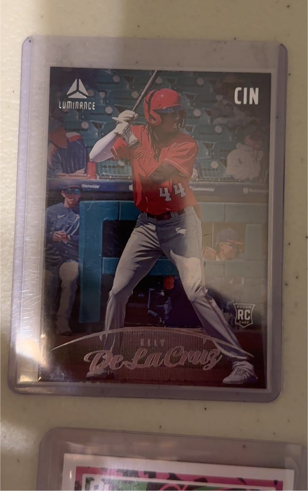 2023 Panini Chronicles Luminance #25 Elly De La Cruz — front