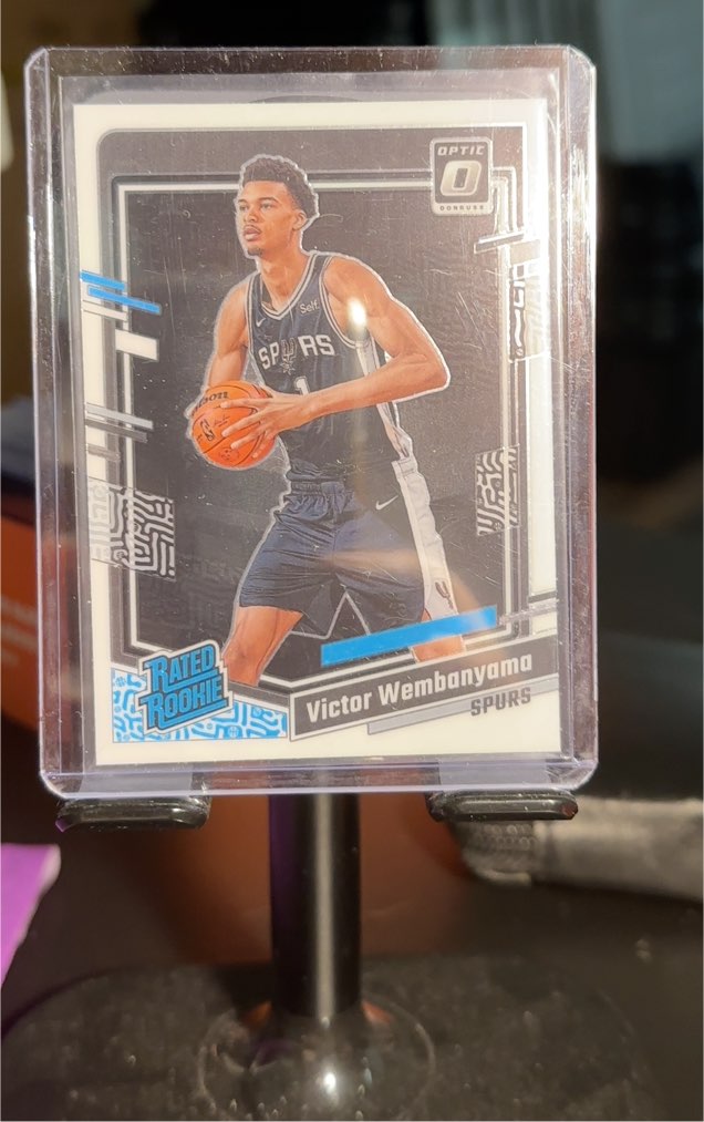 2023-24 Panini Donruss Optic #225 Victor Wembanyama — front
