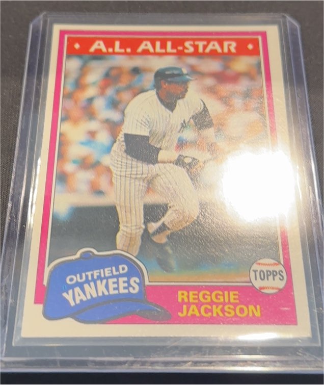 1981 Topps #400 Reggie Jackson — front
