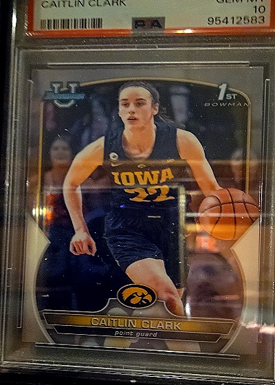 2022 Bowman University Chrome #50 Caitlin Clark — front