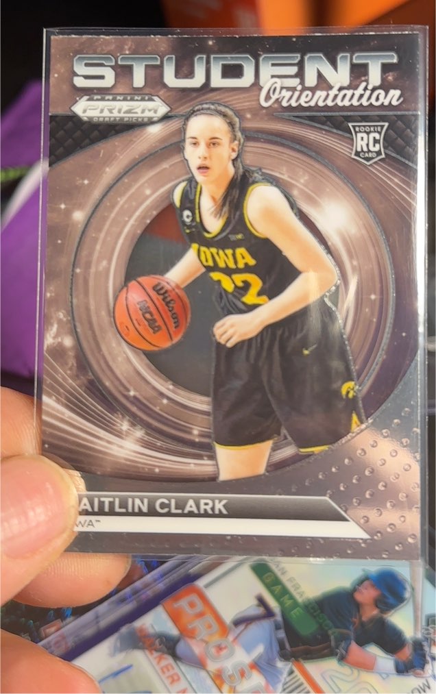 2024 Panini Prizm Draft Picks Student Orientation #22 Caitlin Clark — front
