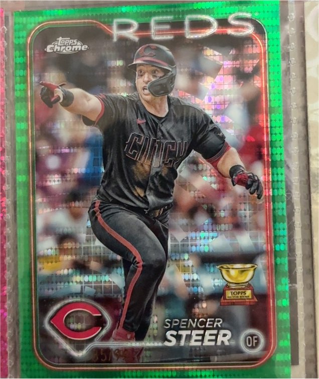 2024 Topps Chrome #104 Spencer Steer — front