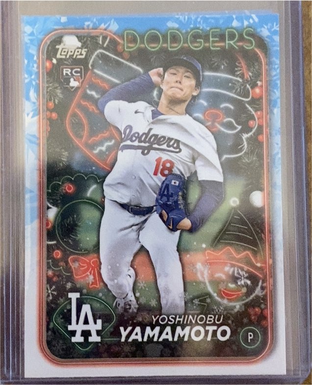 2024 Topps Holiday #H88 Yoshinobu Yamamoto — front