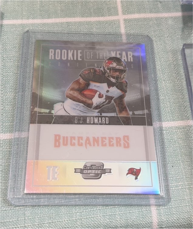 2017 Panini Contenders Optic #ROY-2 O.J. Howard Rookie of the Year — front