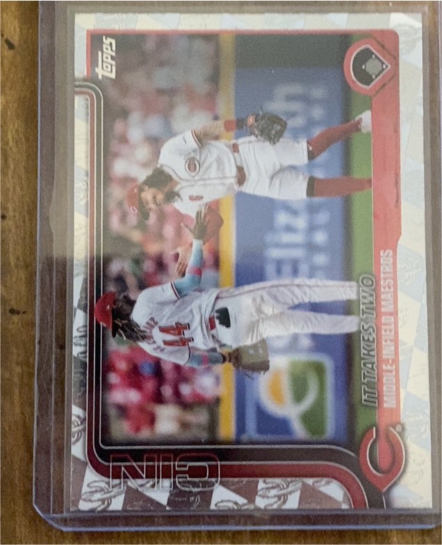 2025 Topps #295 It Takes Two: Middle-Infield Maestros — front