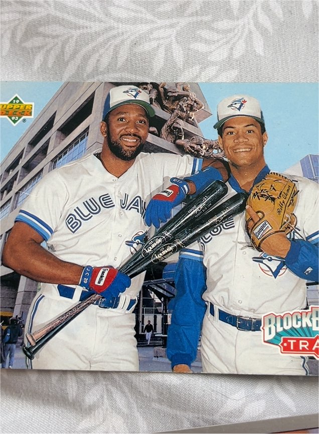 1993 Upper Deck #42 BlockBuster Trade Roberto Alomar / Joe Carter — front
