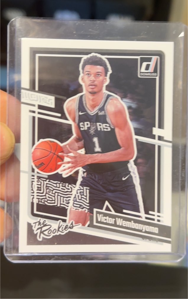 2023-24 Panini Donruss The Rookies #1 Victor Wembanyama — front