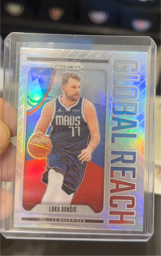 2024-25 Panini Prizm #8 Luka Dončić Global Reach — front