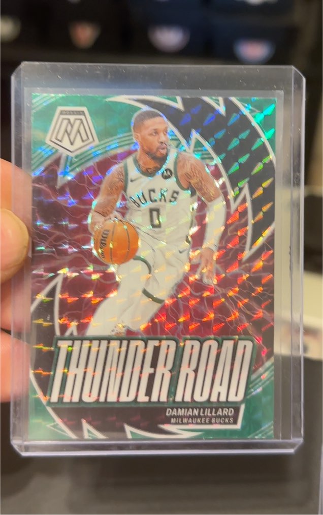 2023-24 Panini Mosaic Thunder Road #2 Damian Lillard — front