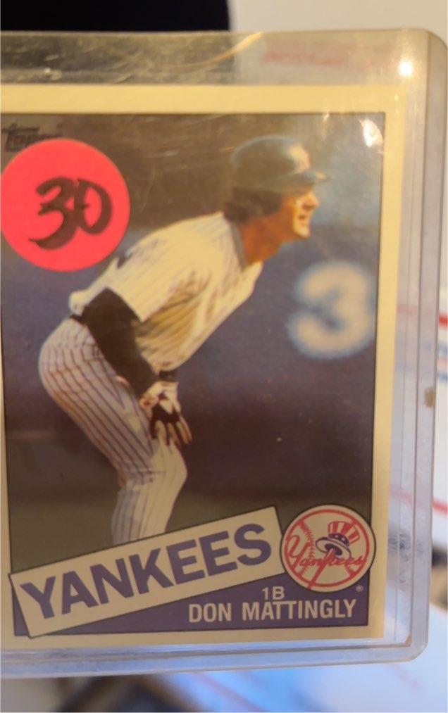 1985 Topps #665 Don Mattingly — front