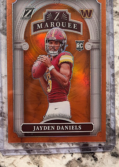 2024 Panini Zenith #2 Jayden Daniels — front