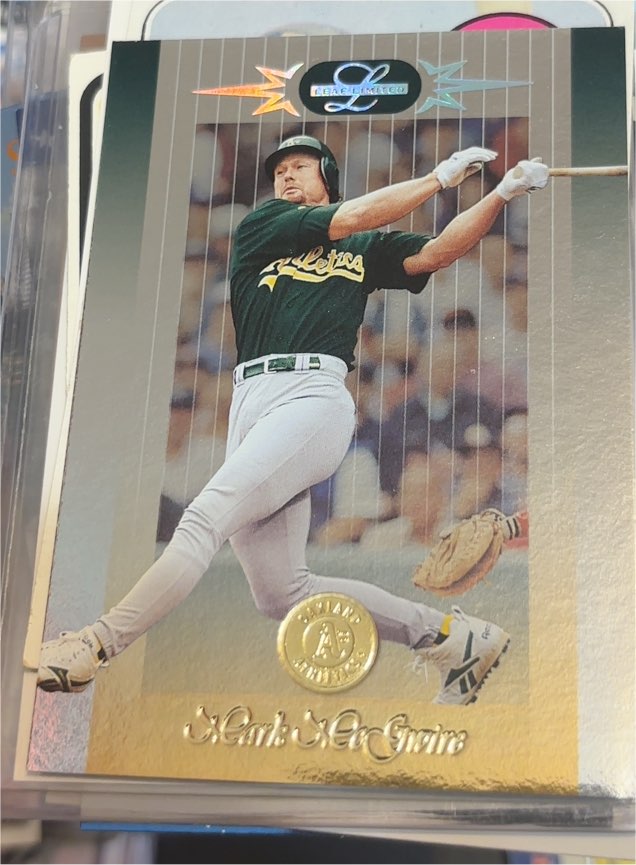 1996 Leaf Limited #21 Mark McGwire — front