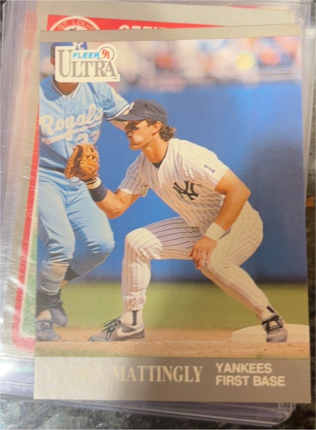 1991 Fleer Ultra #239 Don Mattingly — front