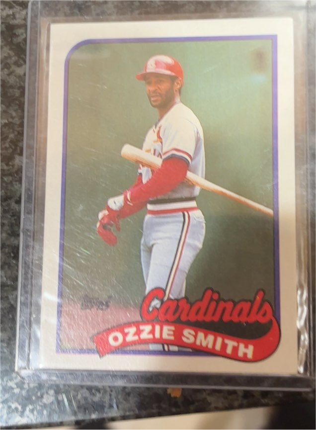 1989 Topps #230 Ozzie Smith — front