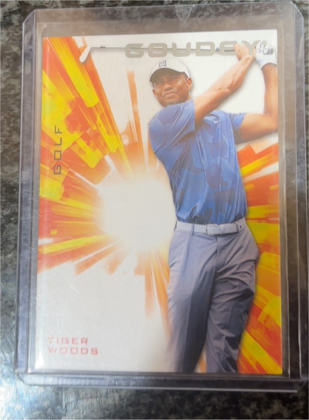 2021 Upper Deck Goodwin Champions Goudey #G25 Tiger Woods — front