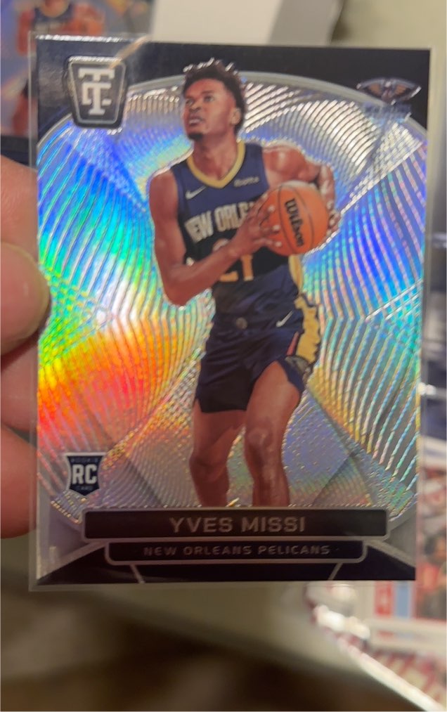 2024-25 Panini Totally Certified #139 Yves Missi — front