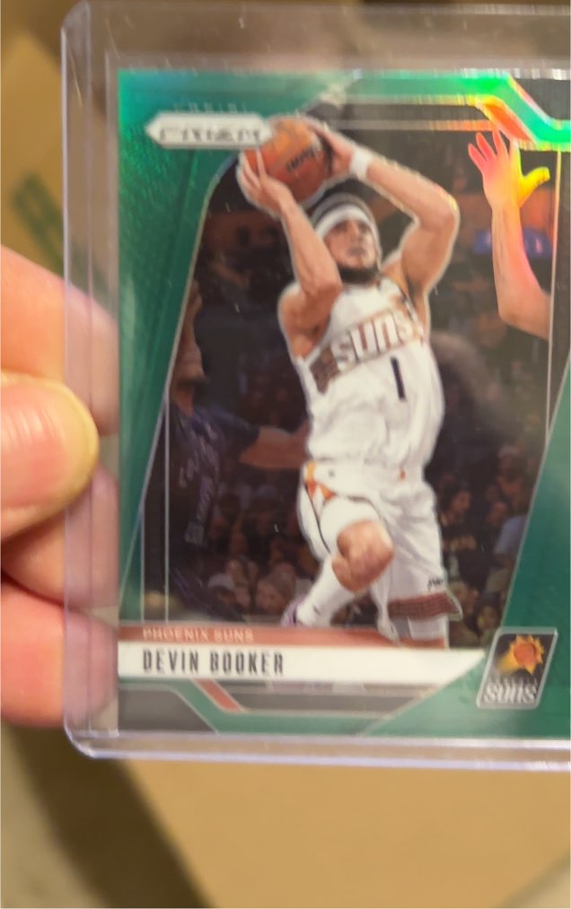 2024-25 Panini Prizm #8 Devin Booker — front