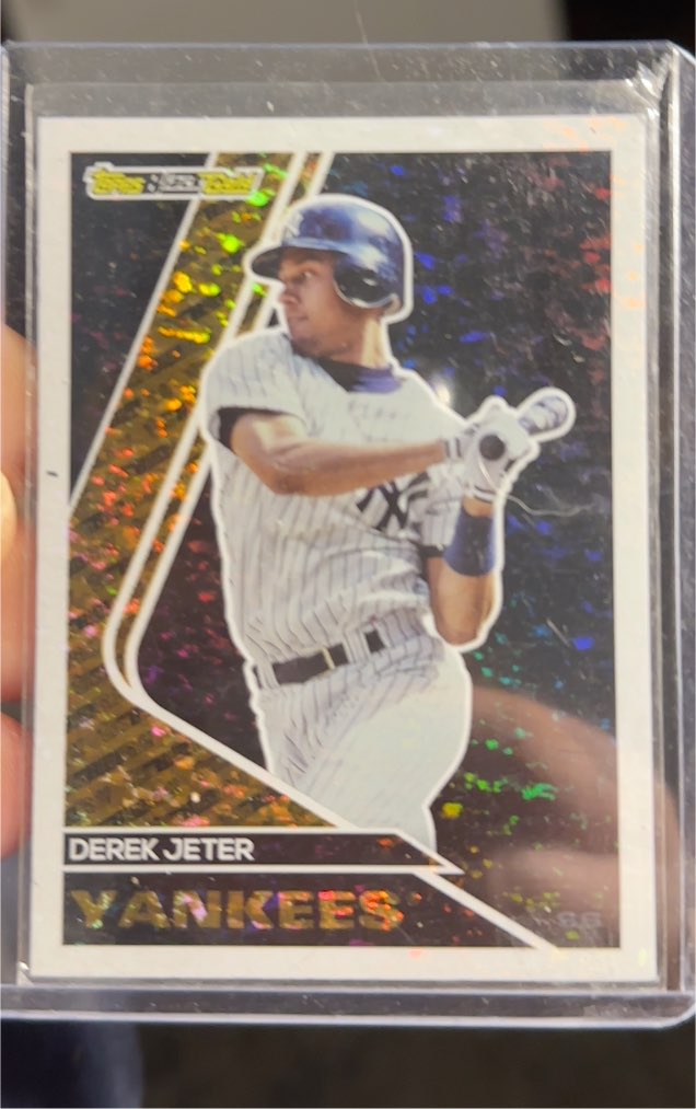 2023 Topps Update Series - Topps Black Gold #BG-19 Derek Jeter — front