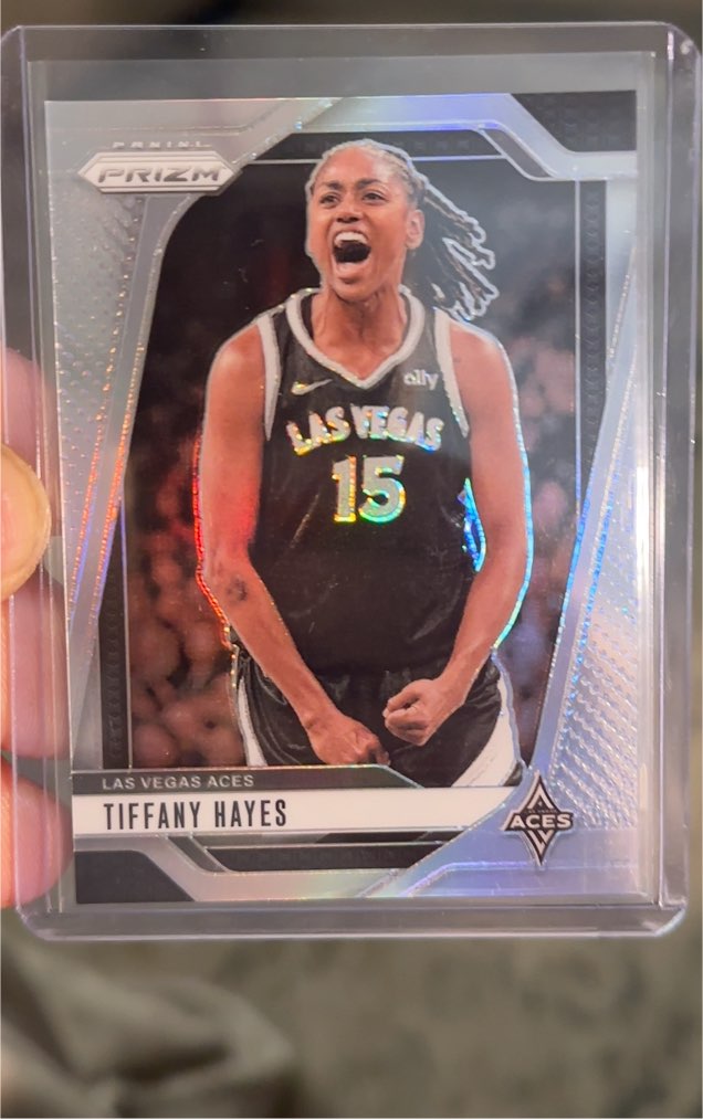 2024 Panini Prizm WNBA #81 Tiffany Hayes — front
