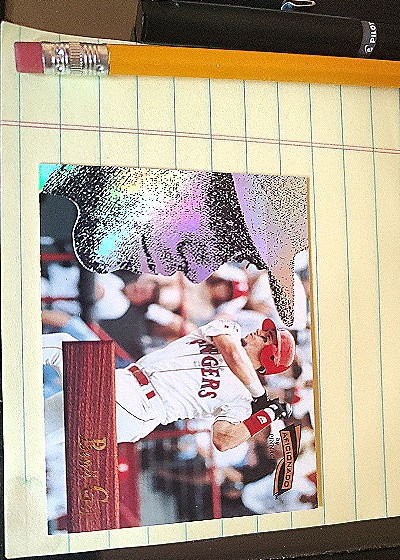 2000 Topps Gallery Baseball Card Ivan Rodriguez #25 — front