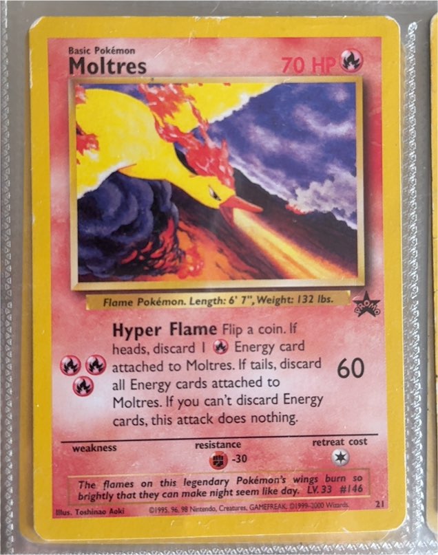 2000 Wizards of the Coast Black Star Promo #21 Moltres — front