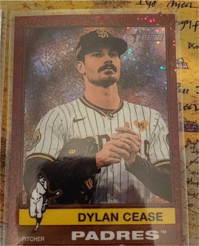 2025 Topps Heritage #259 Dylan Cease — front