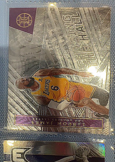 2021-22 Panini Illusions #2 LeBron James — front