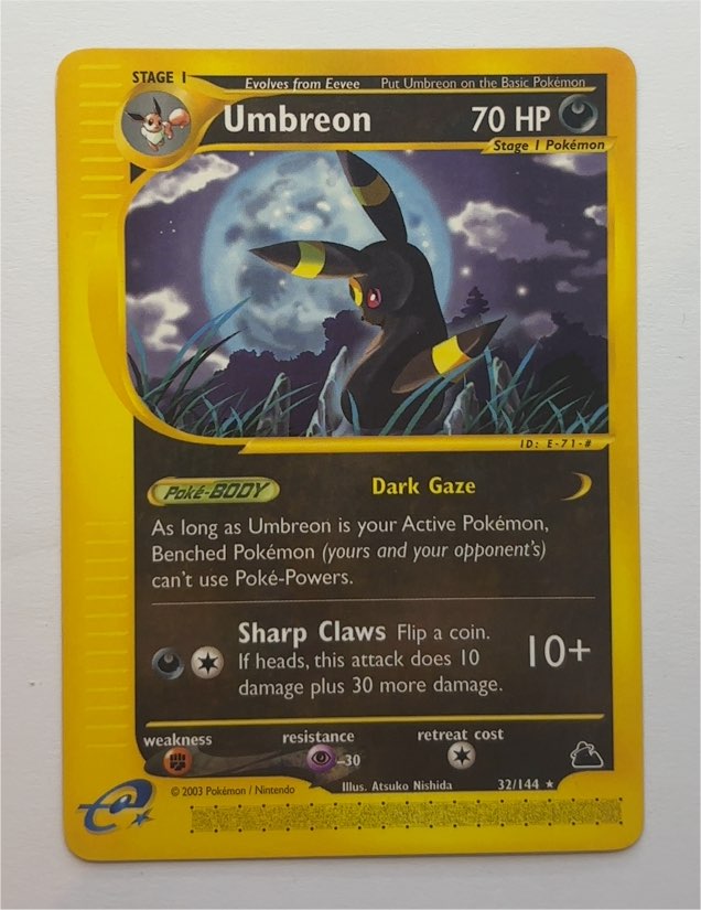 2003 Pokémon #32 Umbreon Skyridge — front